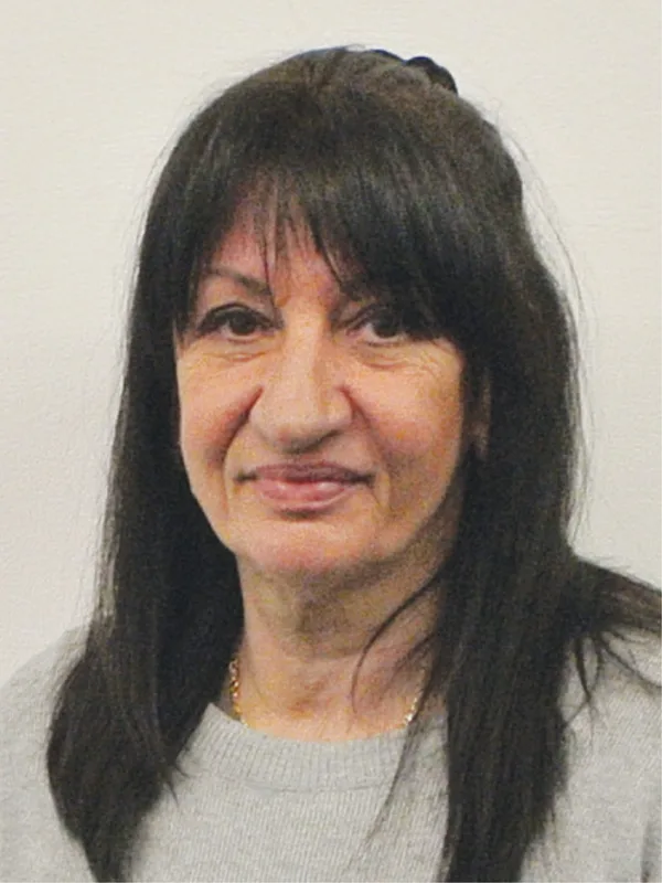 Jasmin Pister, Büro bei Popp Sanitär in Rüti ZH